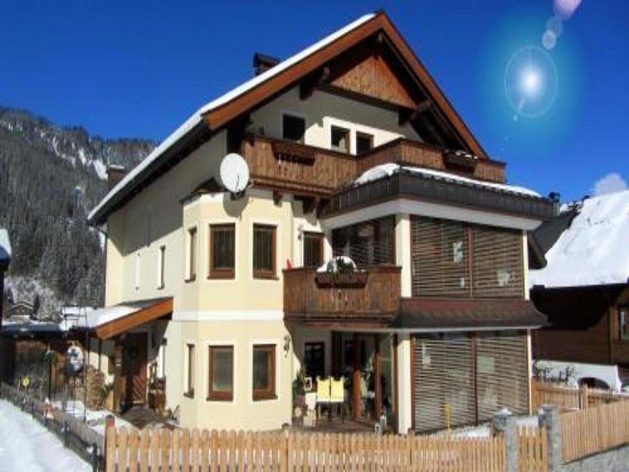 Flat In Krimml With A Balcony Apartment Exterior photo